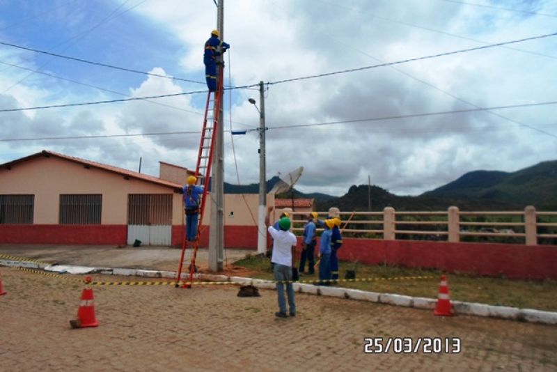 A EPCL/UEN 17 – Guanambi, realizou atividades de segurança com a turma de construção, encarregado Maxuel, no município Caetité.