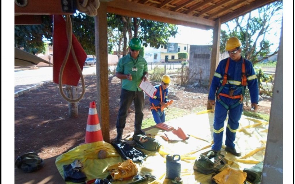 A EPCL/UEN 06, realizou , campanha de 30 minutos, Fiscalização Própria e Serviço em execução, nos município de Bonito,Seabra e Iraquara.