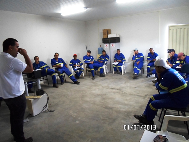 A EPCL/UEN 10 – Brumado, realizou a campanha Segunda + Segura, na sede da empresa.