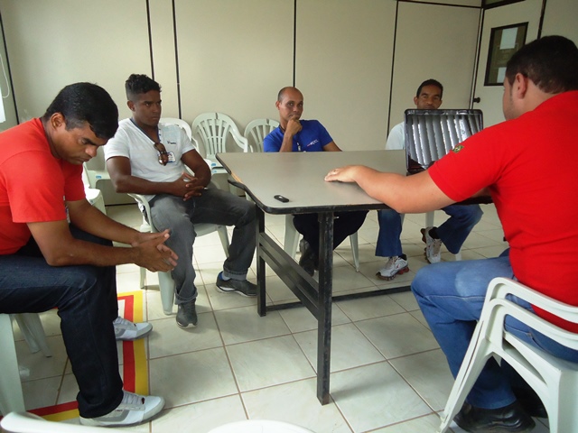 A EPCL/UEN 17, realizou o projeto “PORTEIRO AMIGO”, na localidade de Bom Jesus da Lapa.