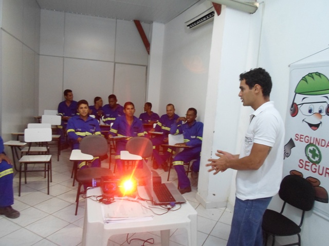 A EPCL/UEN 06 Itaberaba, realizou no dia 19/08/2013,  a Campanha Segunda + Segura.