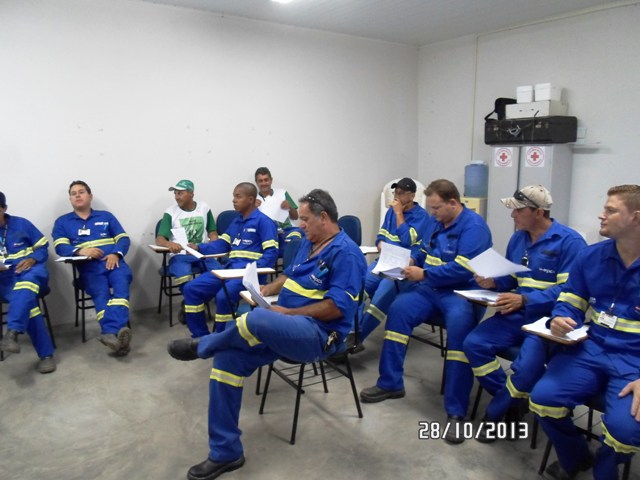 A EPCL/UEN 10 – Brumado, realizou a campanha Segunda + Segura